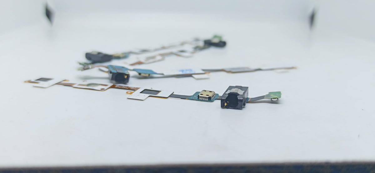 Samsung J701 Sensor Flex Home Button Audio Headphone Jack (B29, B875)