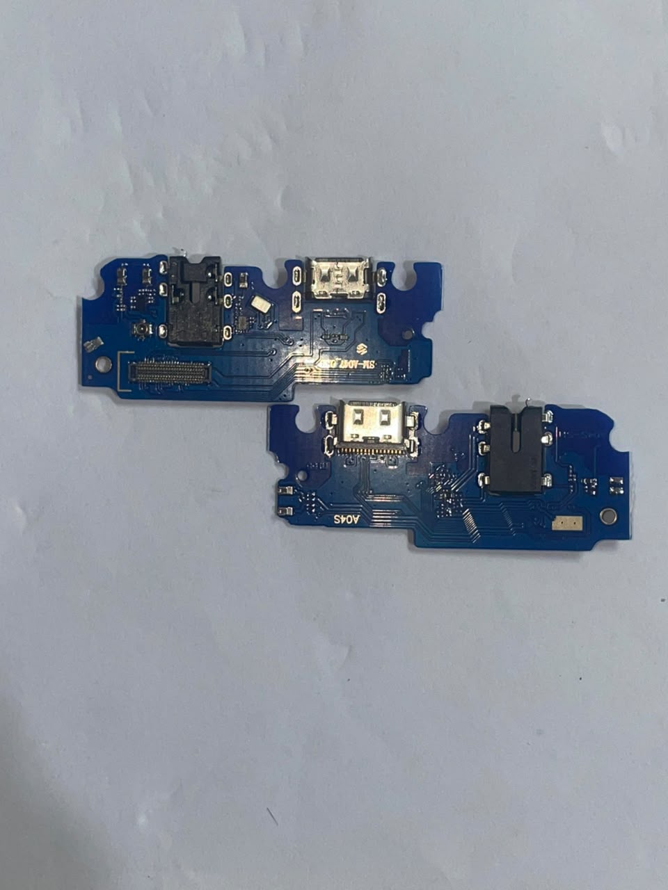 Samsung A04s bypass ic charging strip (B414)